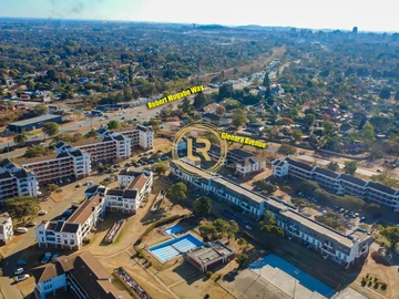 2 Bedroom Flat & Apartment