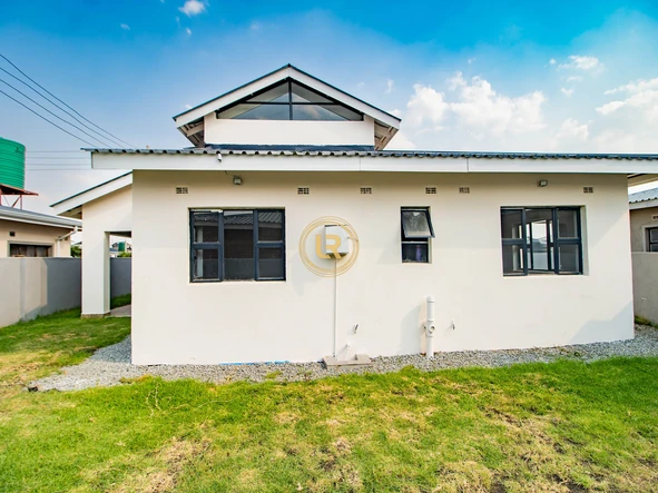 4 Bedroom Townhouse Complex