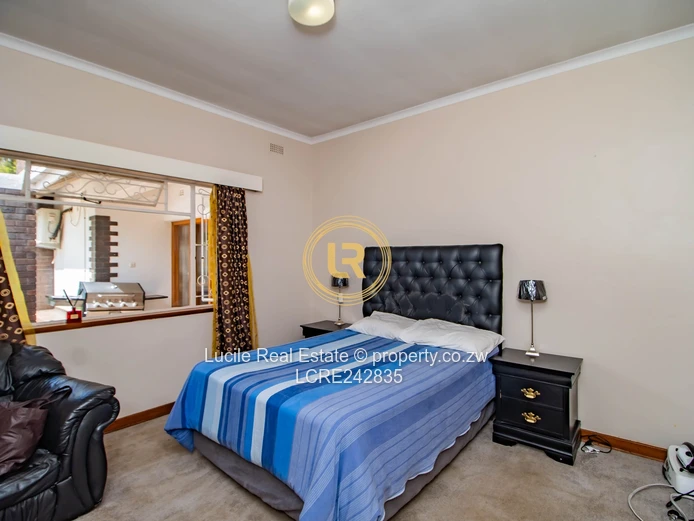 Charming Alexander Park Property -Prime Living