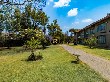 3 Bedroom Flat & Apartment