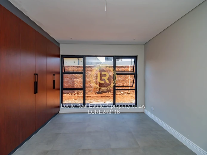 Elegant 4-Bedroom Residence with Premium Finishes in Quinnington