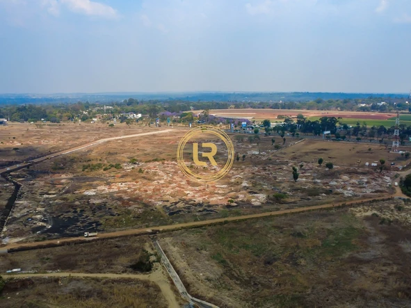 Commercial & Industrial Land