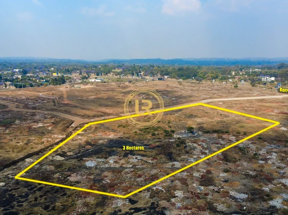 Commercial & Industrial Land
