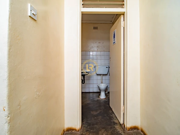 Shop & Retail Property