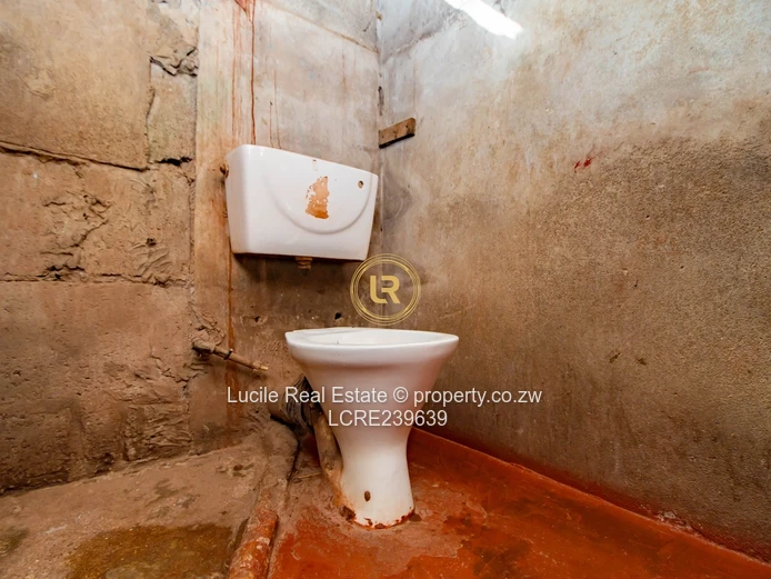 Chitungwiza house for sale 