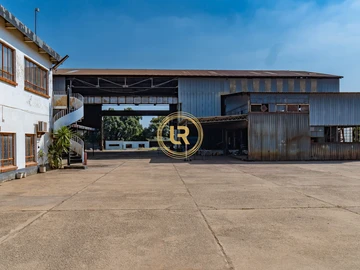Warehouse & Factory