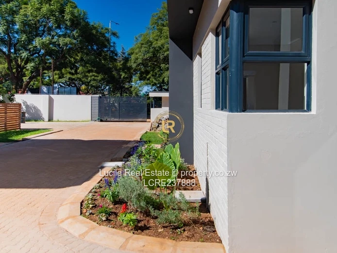 Vainona Borrowdale (Sole Mandate)