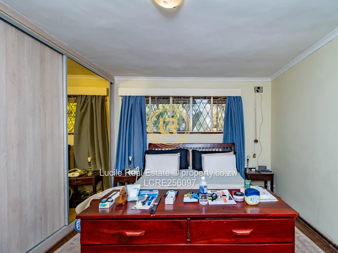 Spacious 4,100sqm Estate: Double-Storey Family Home 